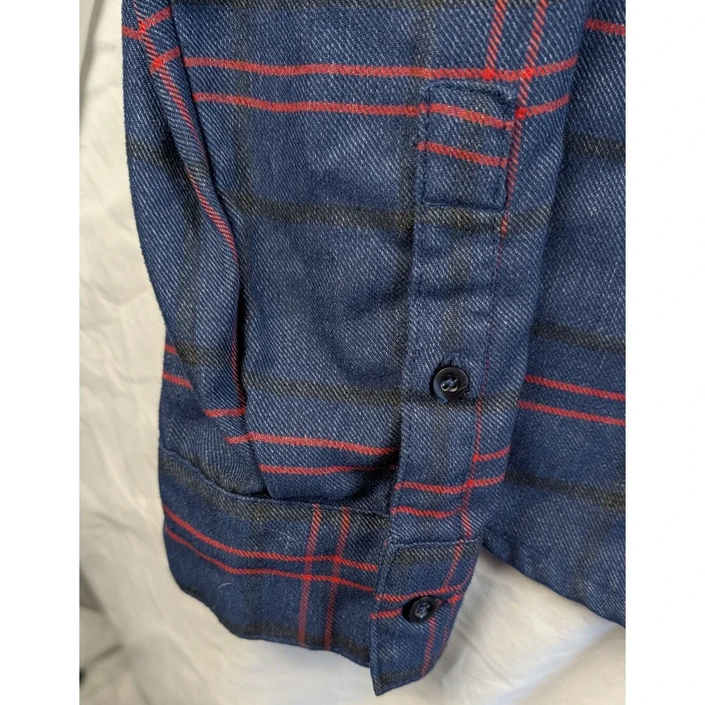 Vintage Nike SB XL Skateboard Button Shirt Long Sleeve Red Blue Plaid Flannel